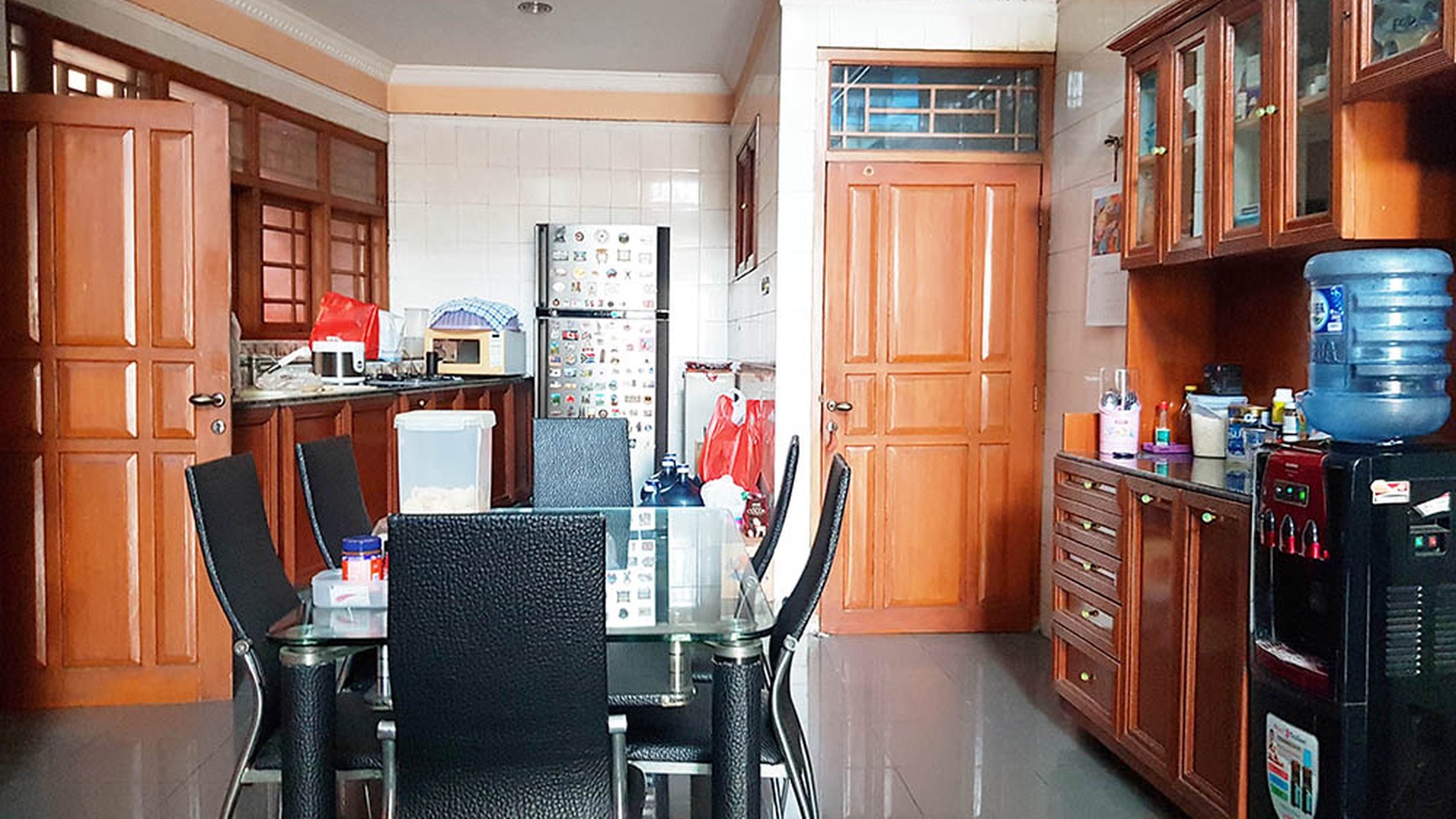 Rumah Gading Griya Lestari, 2 Lantai, Luas 360m2