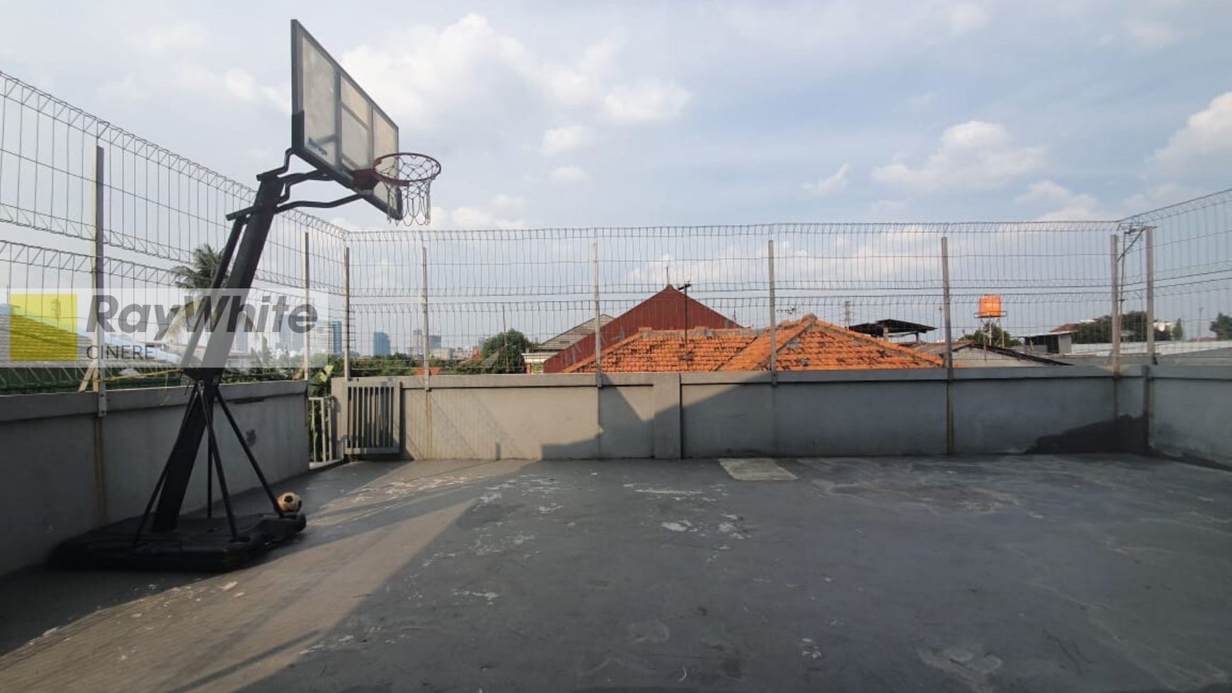 Rumah modern minimalis di Bangka, Kemang