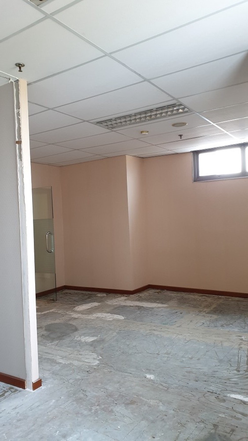 [ Office Space Gedung Plaza SUA, Tebet Barat ]