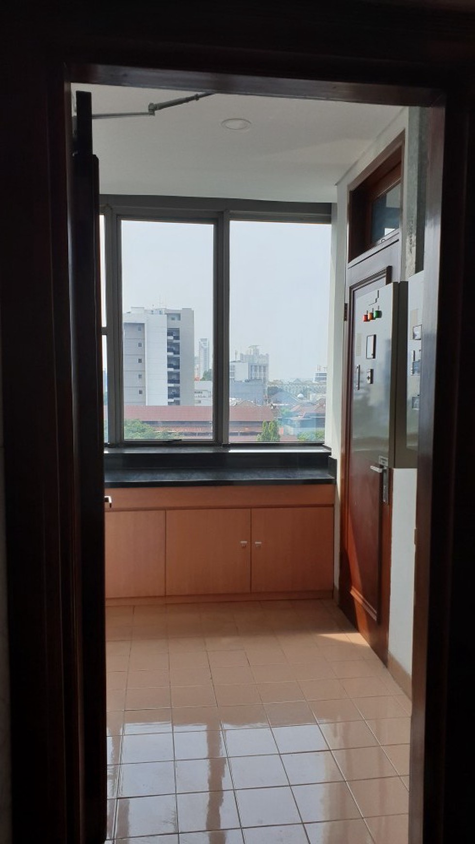 [ Office Space Gedung Plaza SUA, Tebet Barat ]