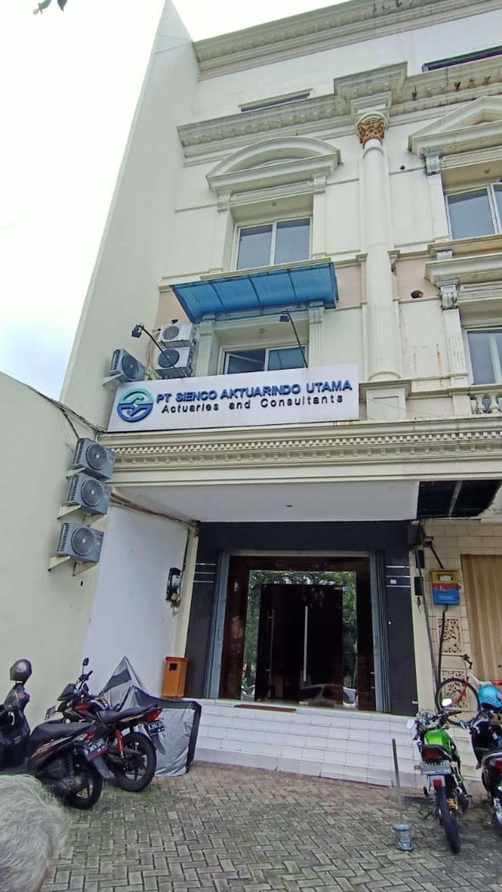 Ruko komersil letak dimuka dan stategis