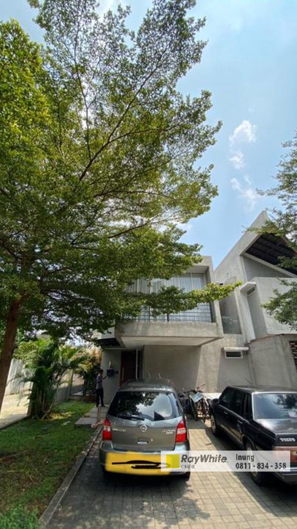 Rumah Asri di Veteran Deplu Town House