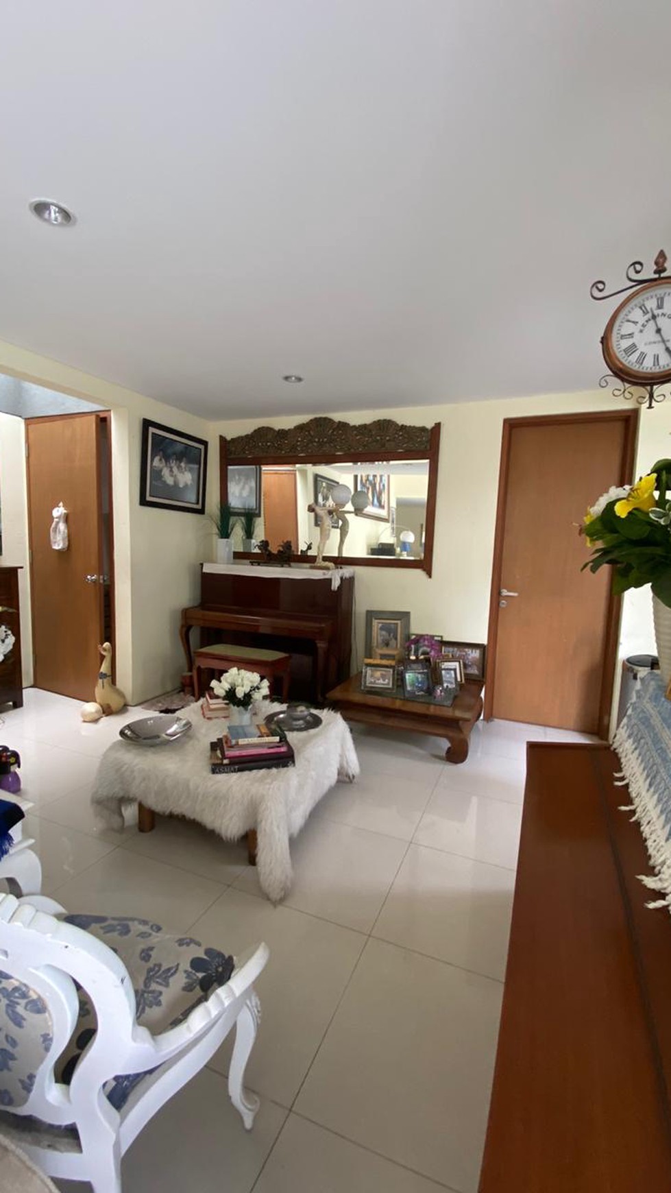 Rumah Asri di Veteran Deplu Town House
