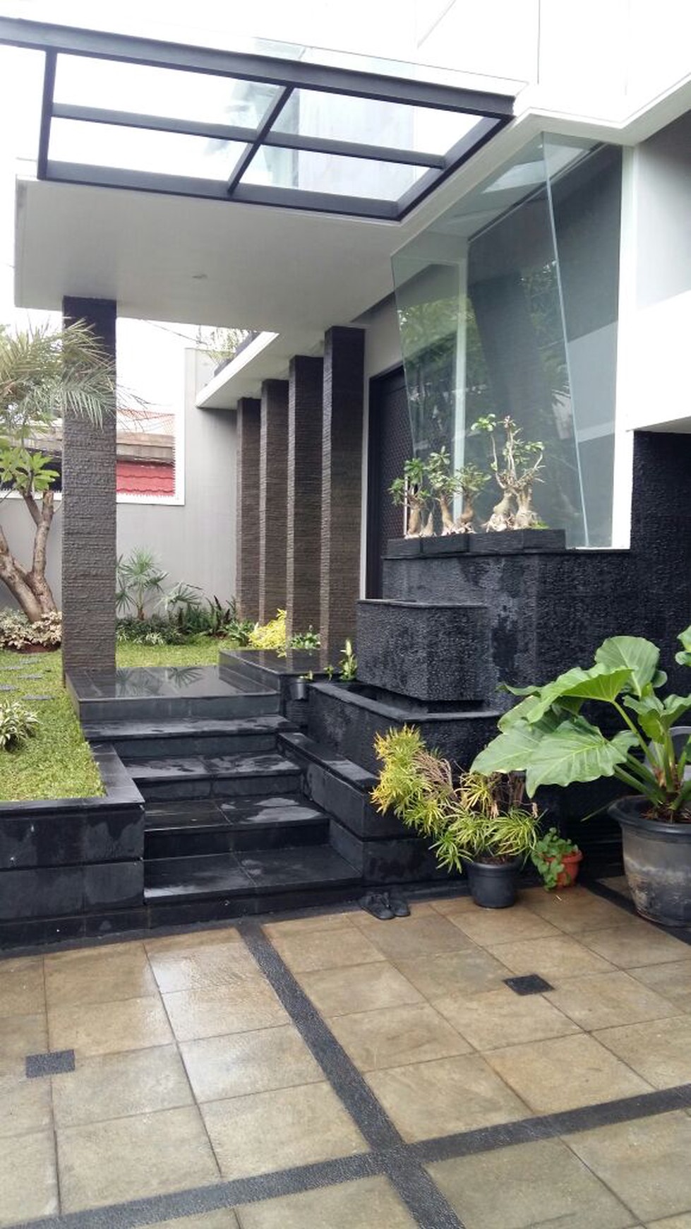 Rumah Minimalis Daerah Kemang Bebas Banjir, Jakarta Selatan...