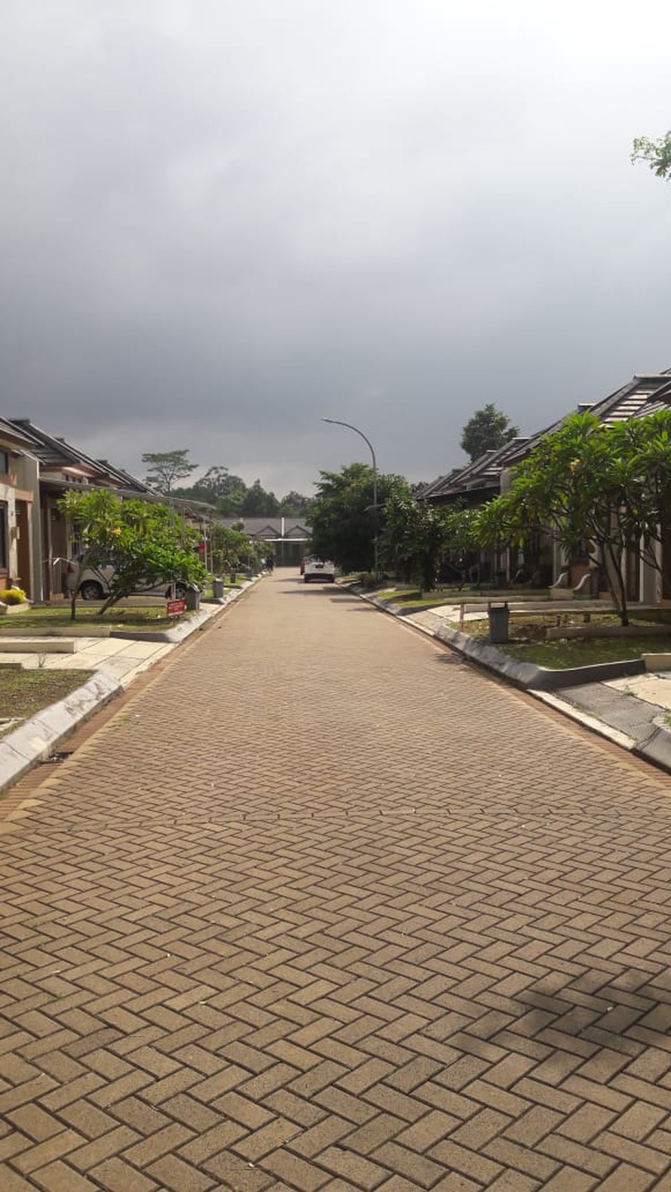 Rumah di Gunung Sindur, Serpong