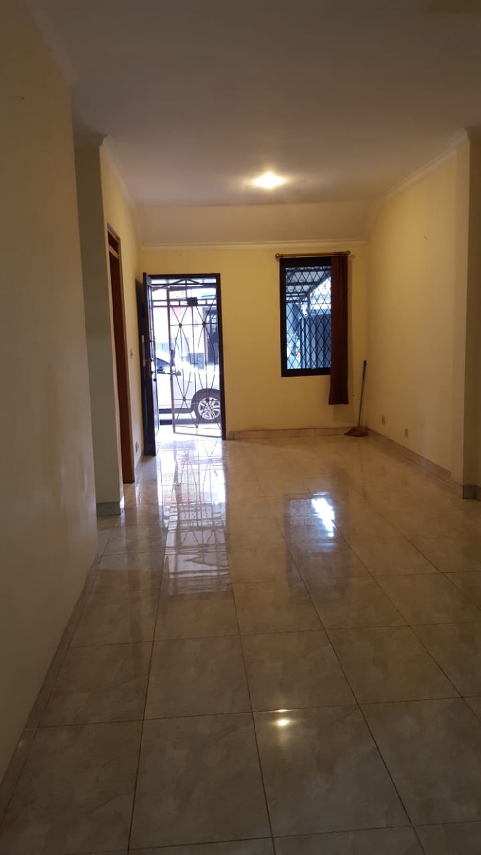 Dijual Rumah di Ubud Permai 2 - Lippo Karawaci Tangerang