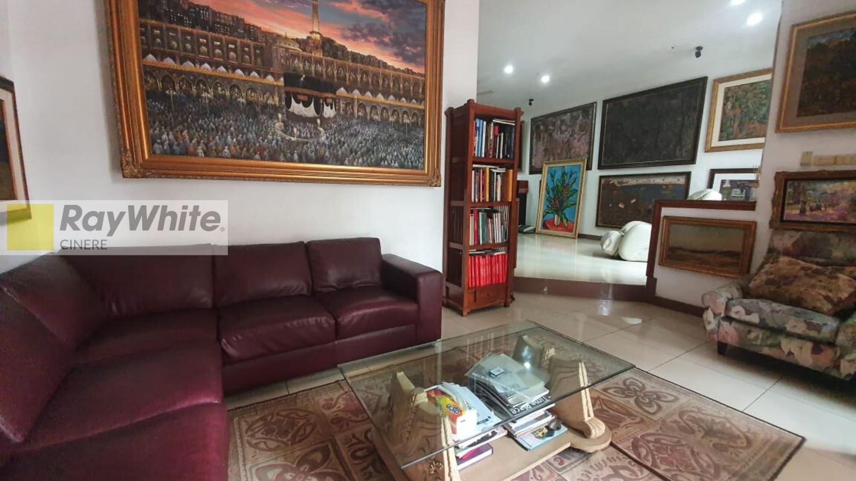 Rumah cantik dalam komplek di Lebak Bulus