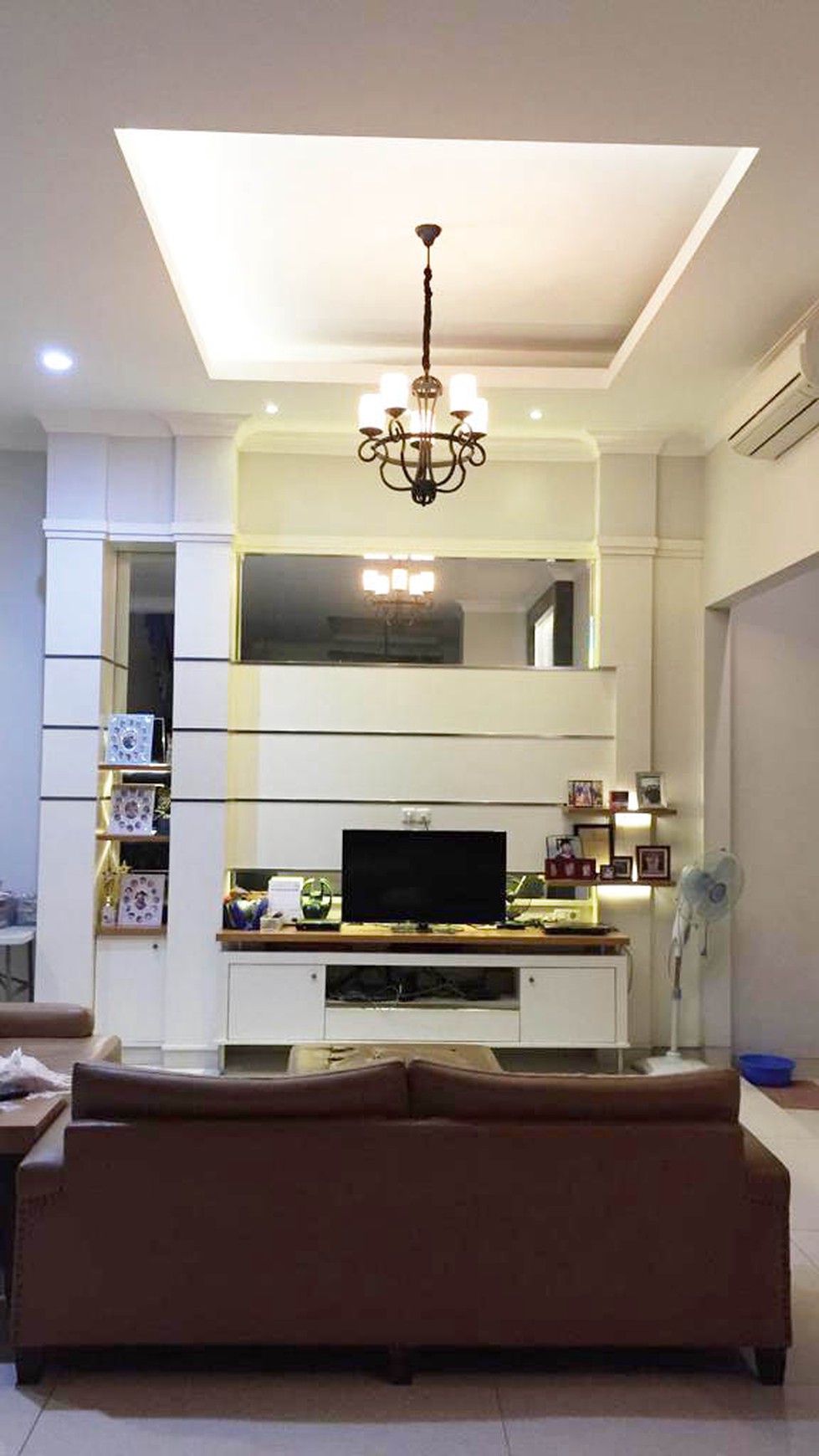 Rumah Pelangi Jingga, Gading Residence, Luas 258m2