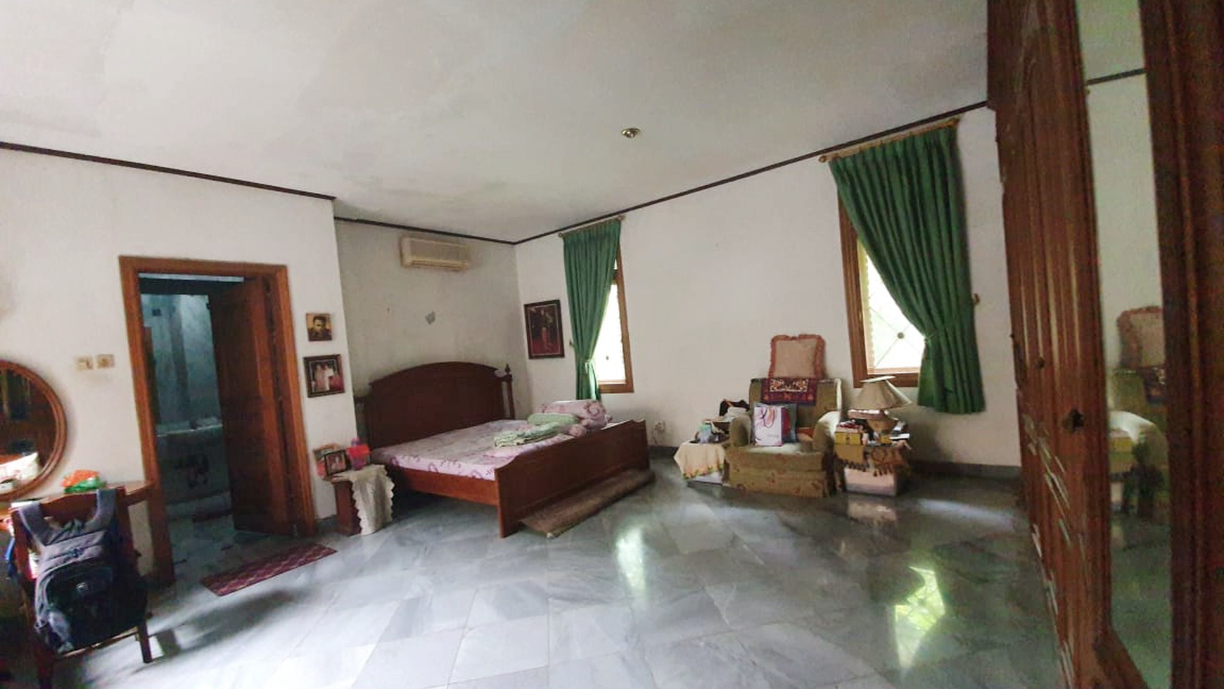 Rumah Spesial Turun Harga di Bali Village, Cipete