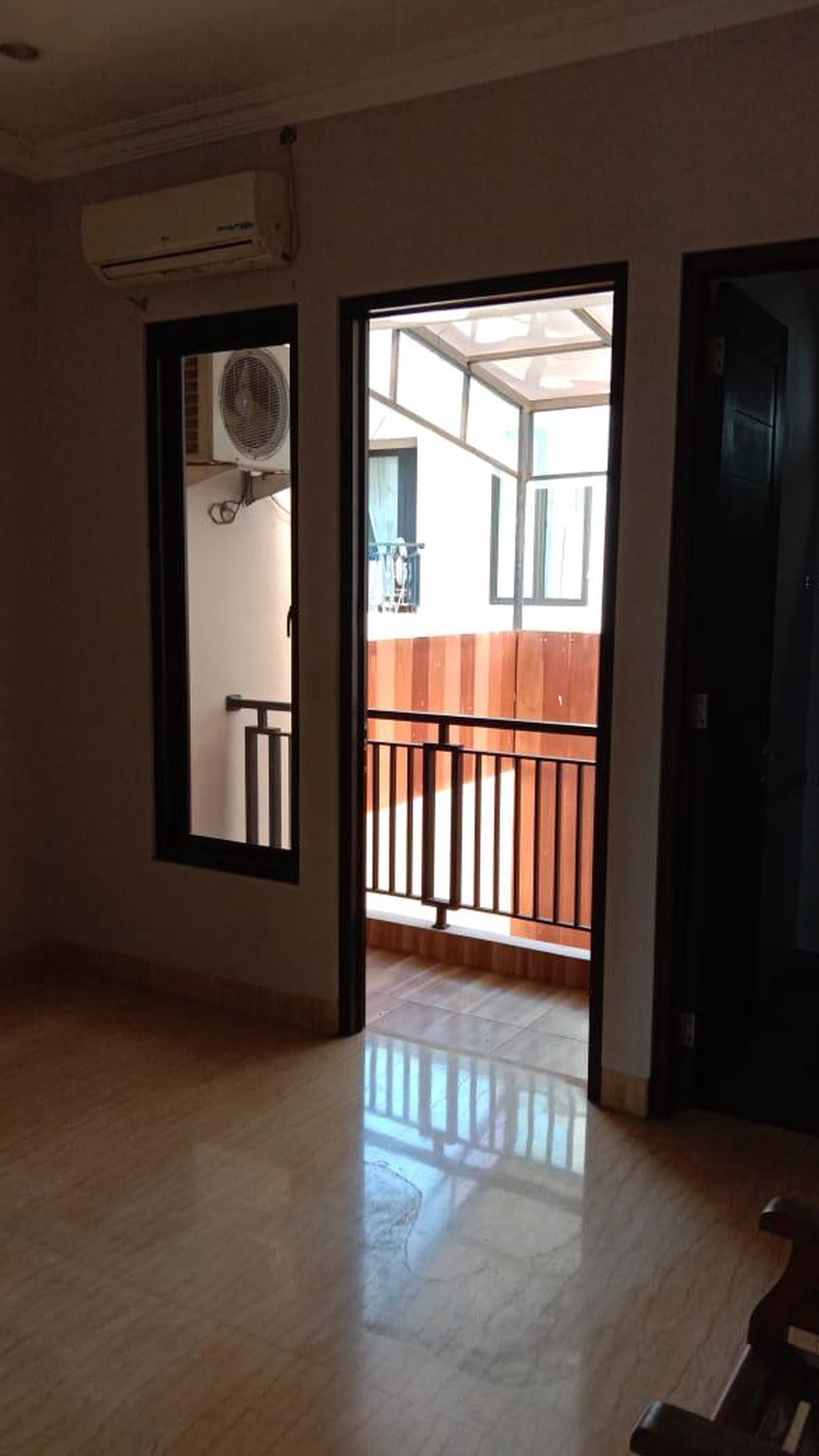 Rumah Minimalis di Cilandak