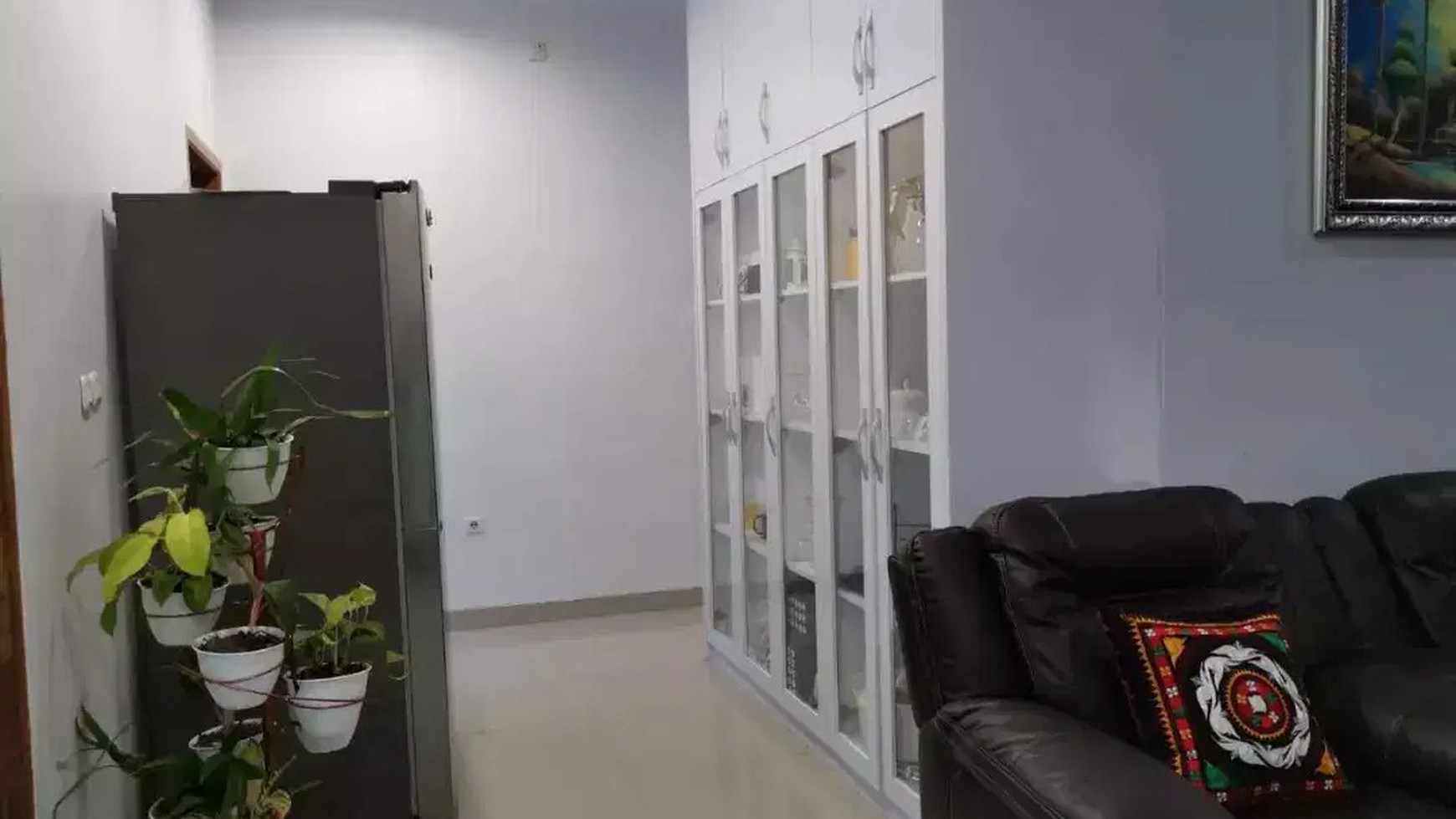 Rumah Cantik Siap Huni Di Ciputat, Tangsel