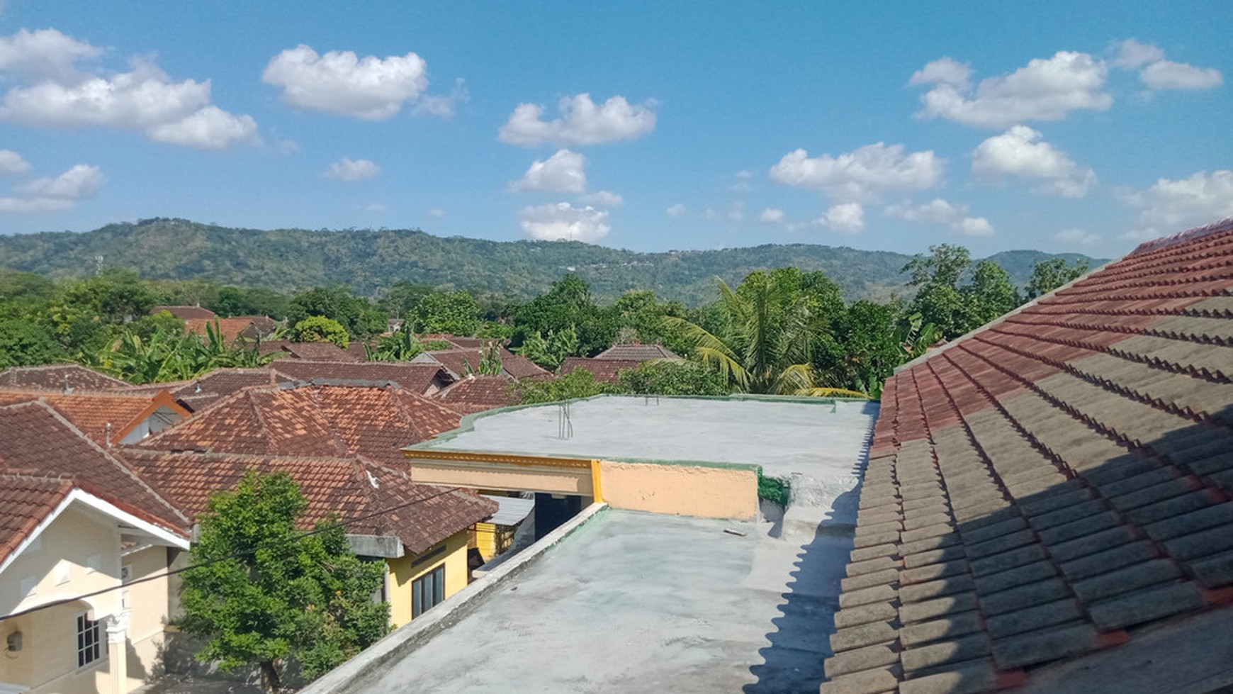 RUMAH SIAP HUNI, DI KRANGGAN, 1KM DARI SPBU JL RAYA PIYUNGAN-PRAMBANAN