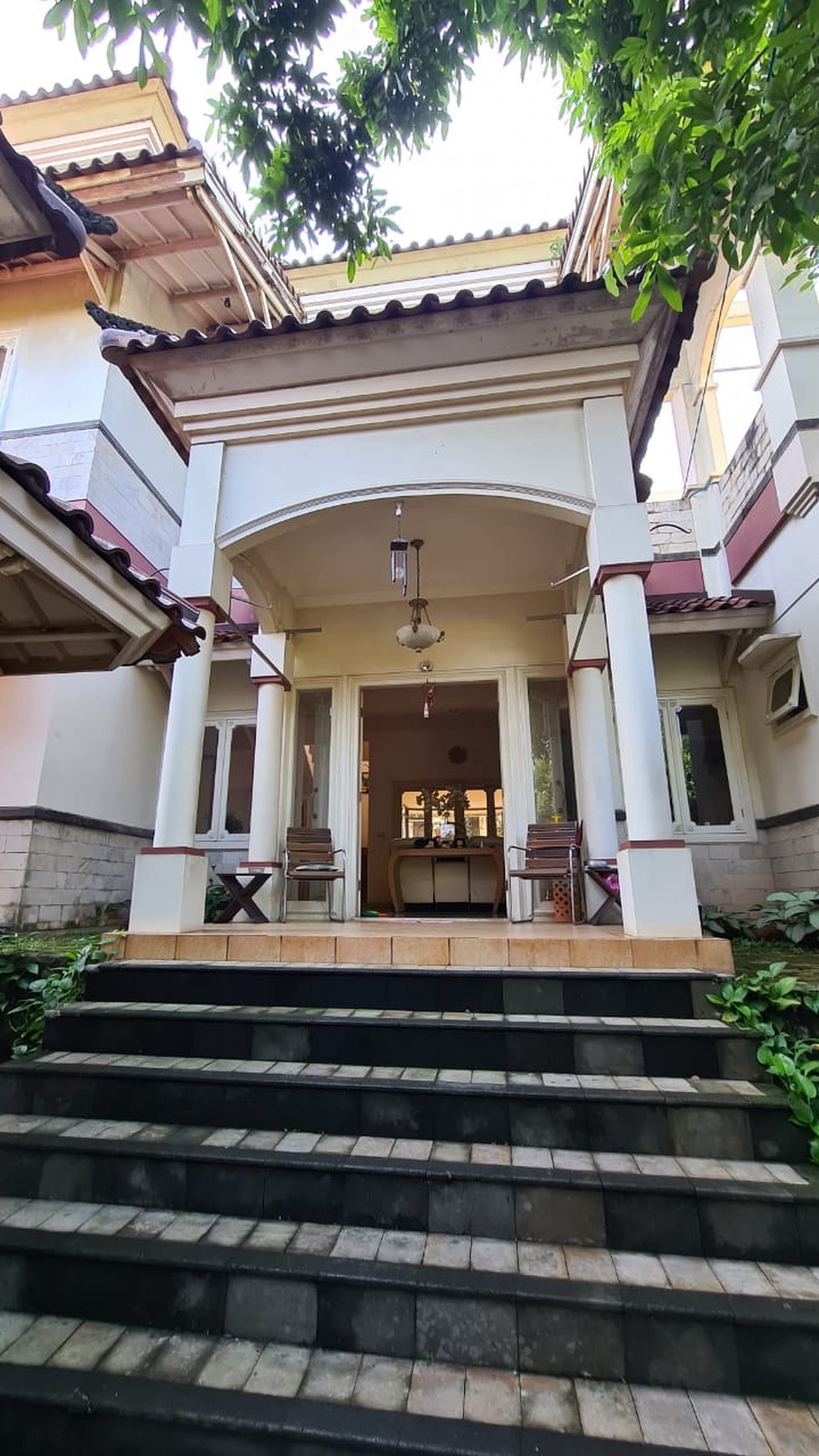 Dijual Rumah Lokasi strategis dengan harga terbaik di Depok