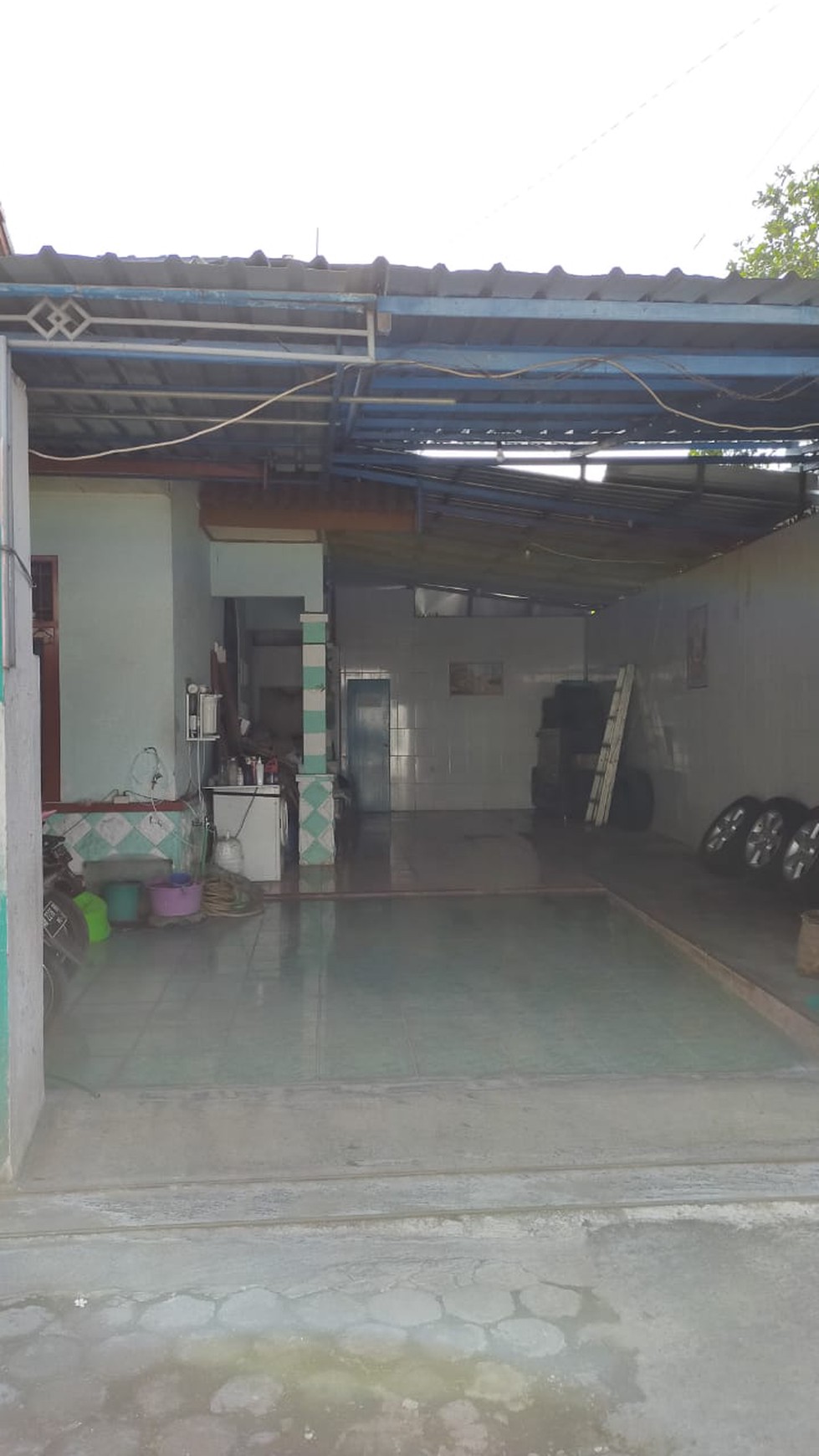 RUMAH TINGGAL DI JL MARGORUKON, 650 METER DARI STADION SIDOARUM