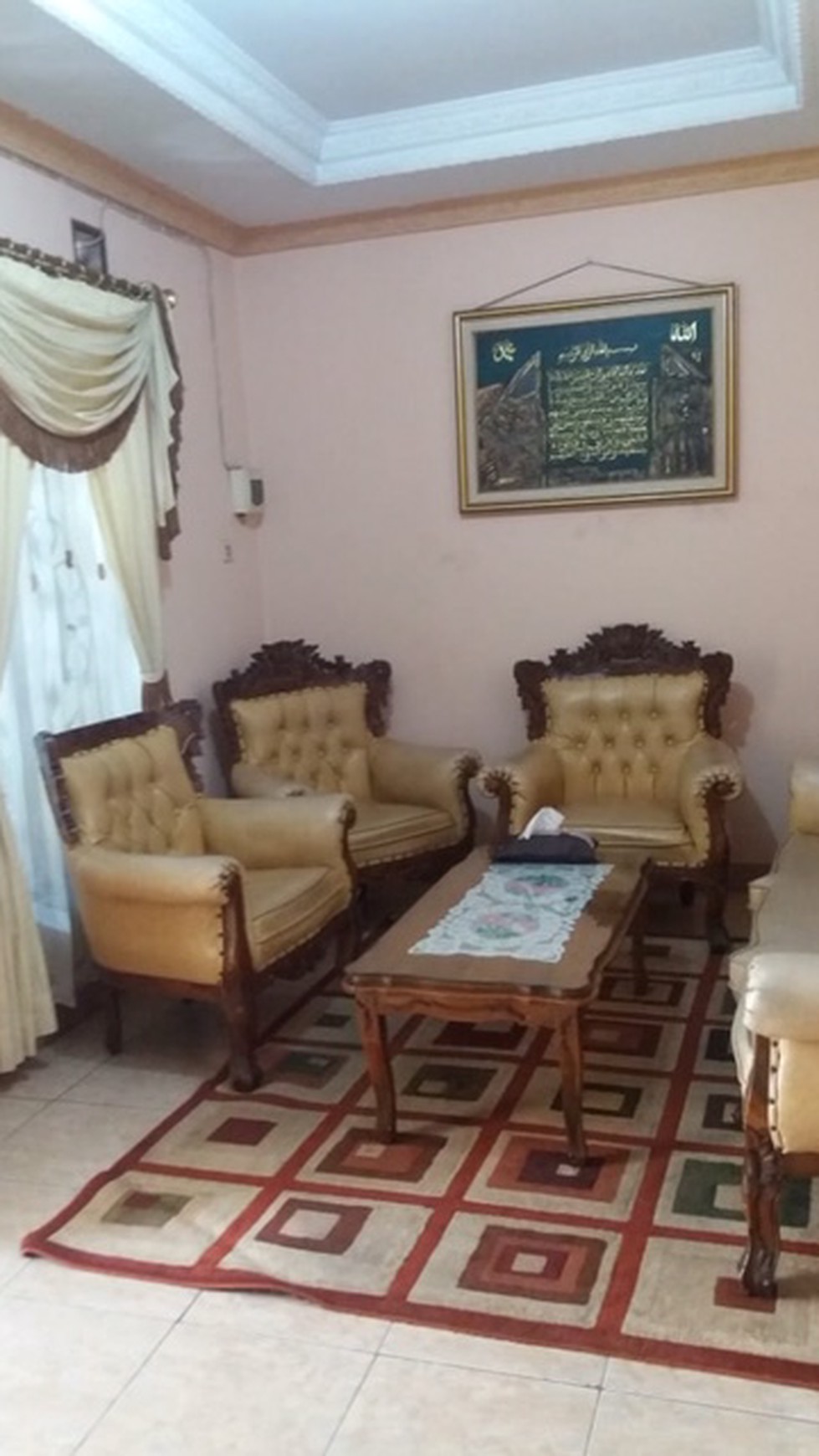 Rumah Jl Enggano, Zona Perkantoran, Luas 240m2