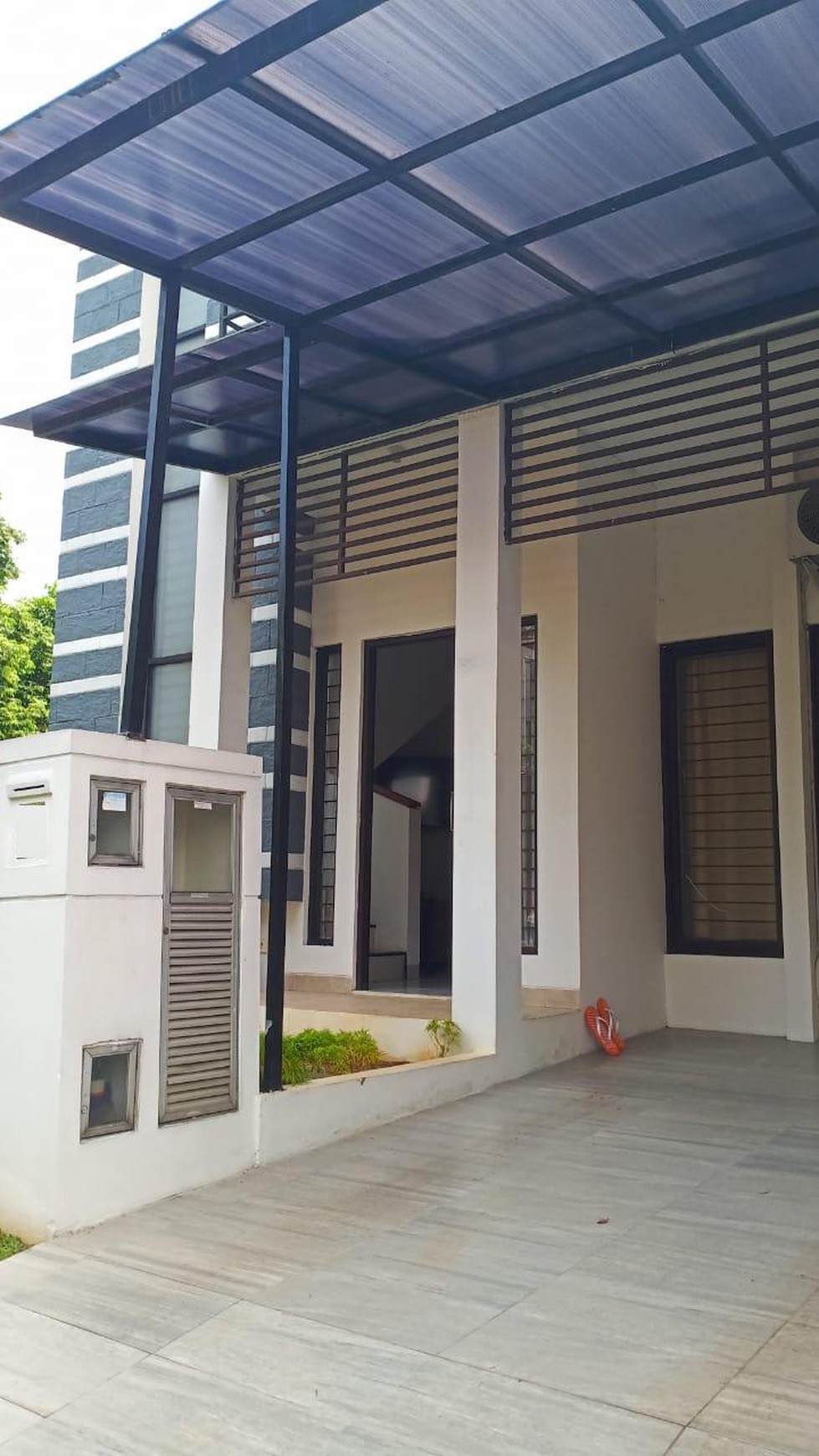 Rumah Siap Huni,dalam cluster di Emerald Bintaro Jaya 9