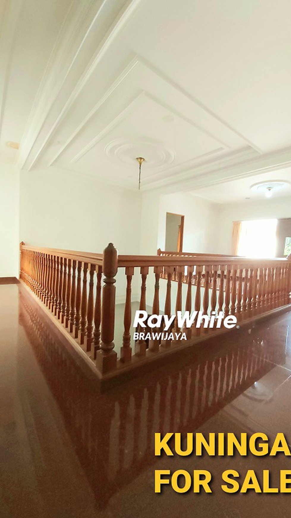 Rumah di Jalan Denpasar, Kuningan, Best Price; Private Pool. SHM