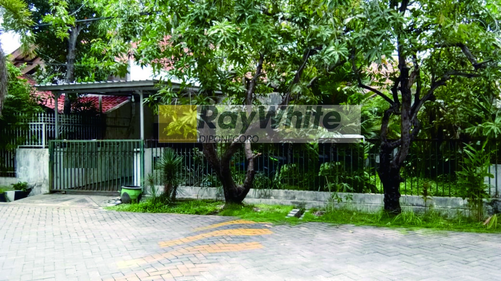 Rumah Prapen Indah Surabaya