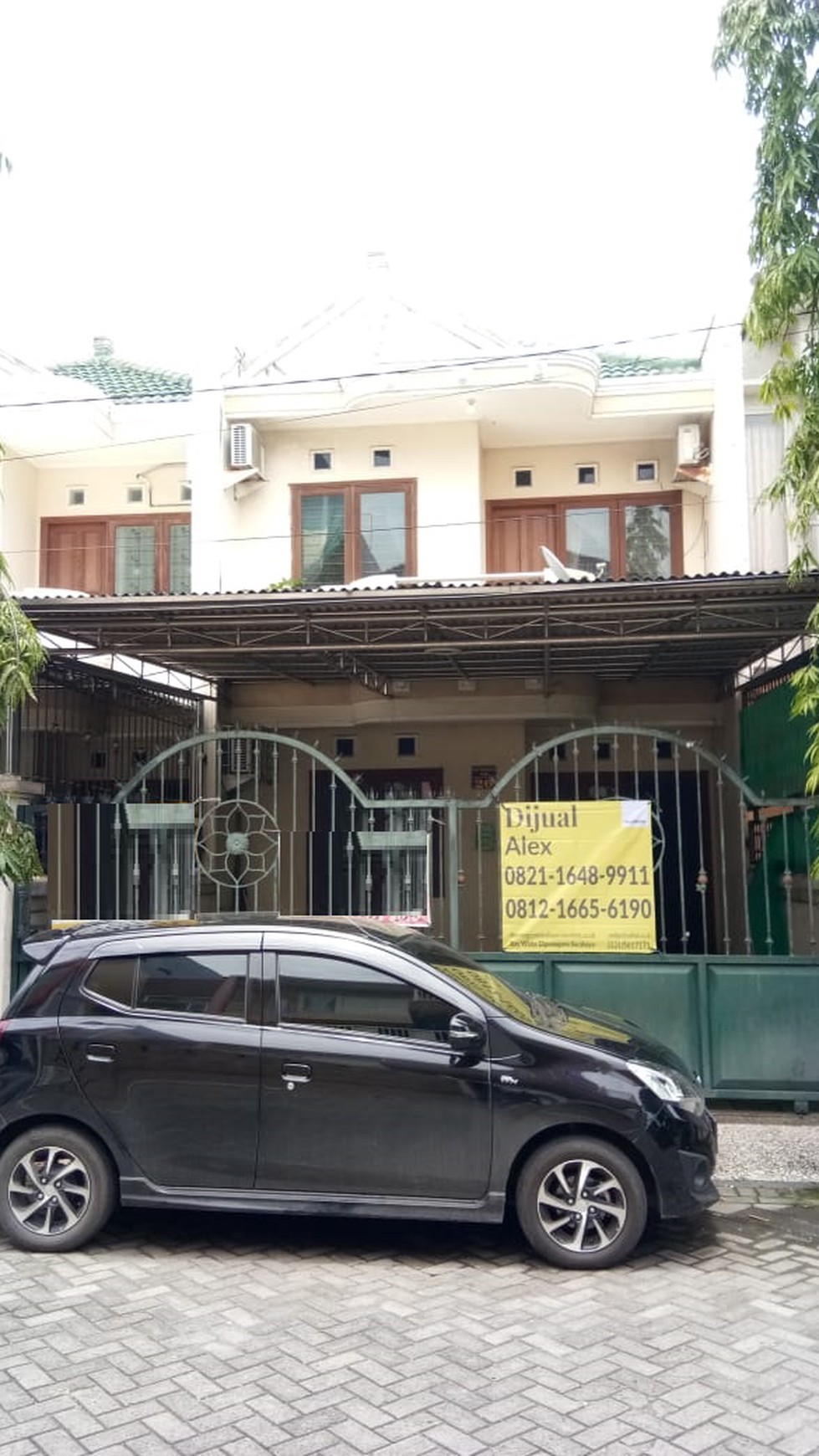 Rumah jalan kutisari SHM