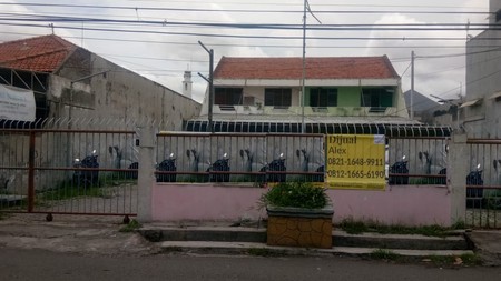 Rumah jalan karang asem 2 lantai
