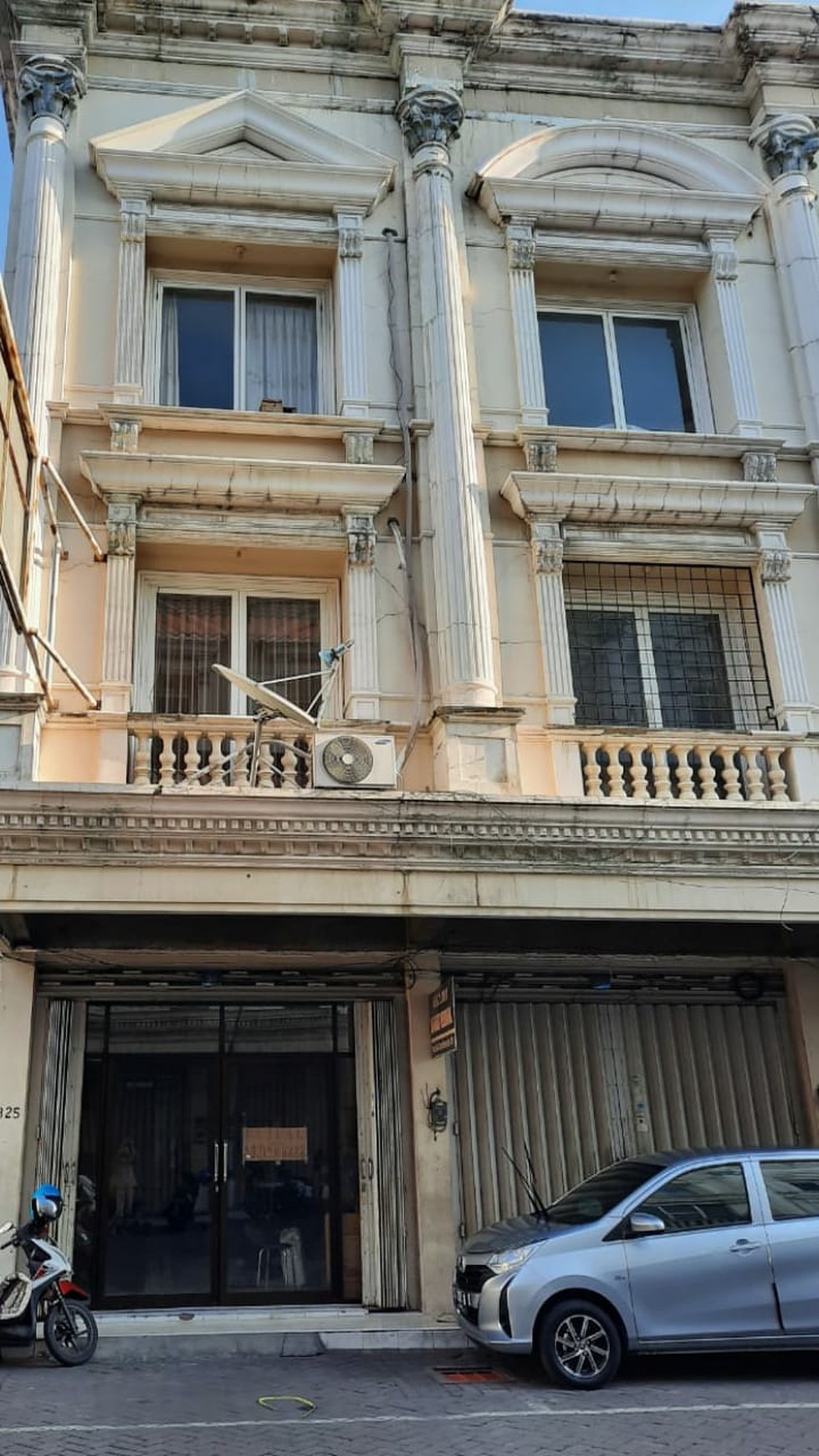 RUKO JALAN KEDUNGDORO