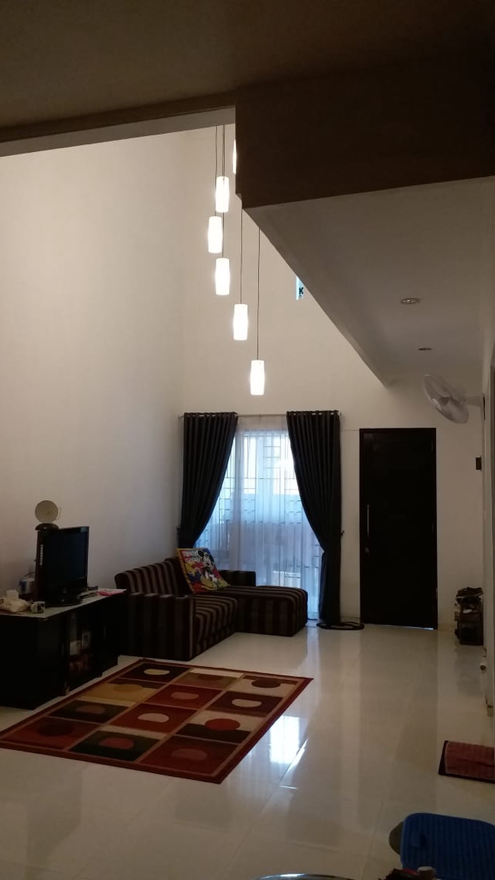 Rumah 2 lantai cantik dan Siap Huni lokasi strategis di Cluster Gracia Residence, Bintaro