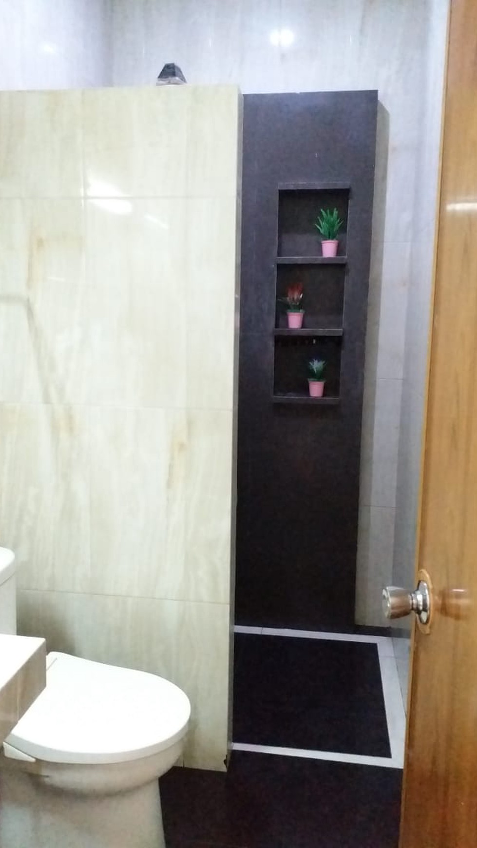 Rumah 2 lantai cantik dan Siap Huni lokasi strategis di Cluster Gracia Residence, Bintaro