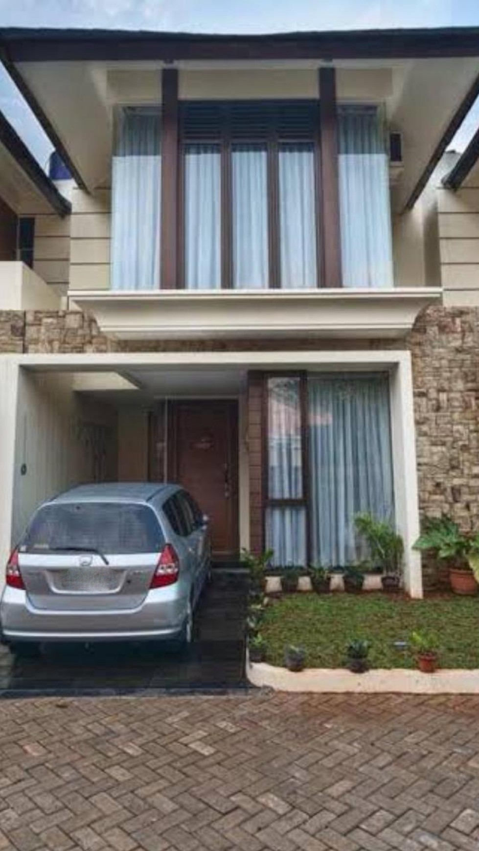 Dijual Rumah Bagus Di Griya Torina, Pondok Ranji Tangerang Selatan