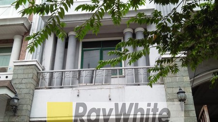 Rumah jalan agung suprapto