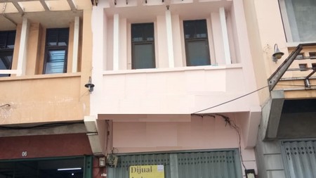 Ruko 3 lantai strategis jalan bung tomo