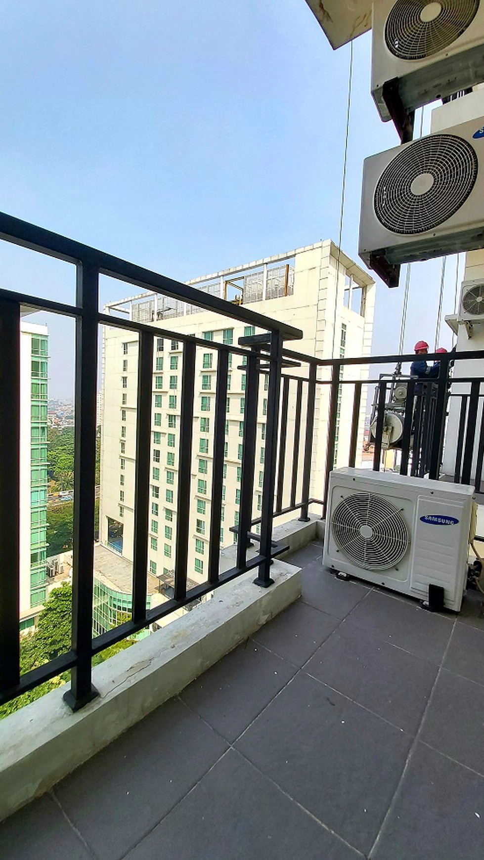 Apartemen di Woodland Park Residence, Jakarta Selatan, Hanya selangkah ke Stasiun KA Kalibata,  2 BR, Furnished