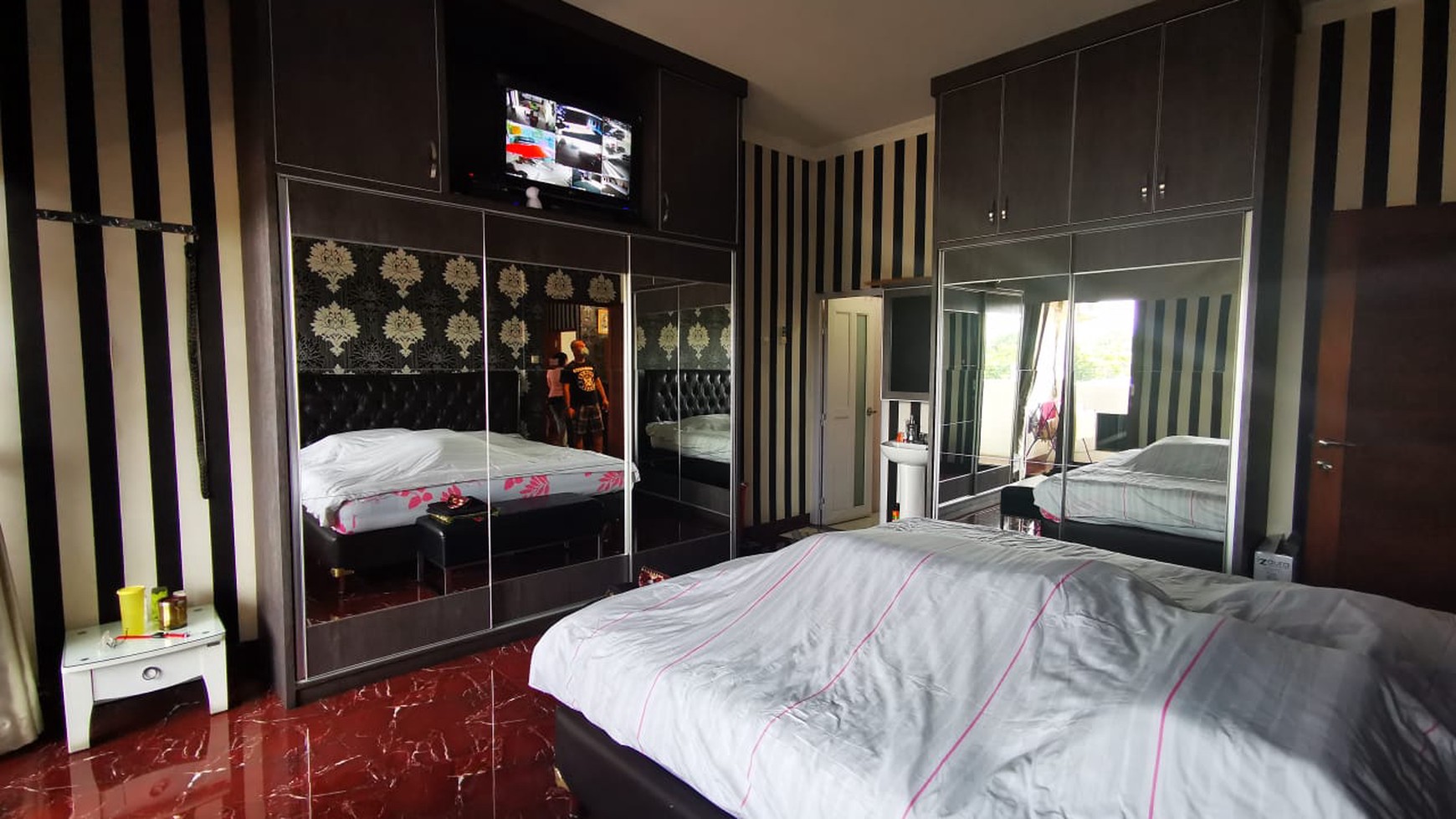 Rumah Lokasi Strategis dikawasan Jl WR Supratman Raya, Ciputat