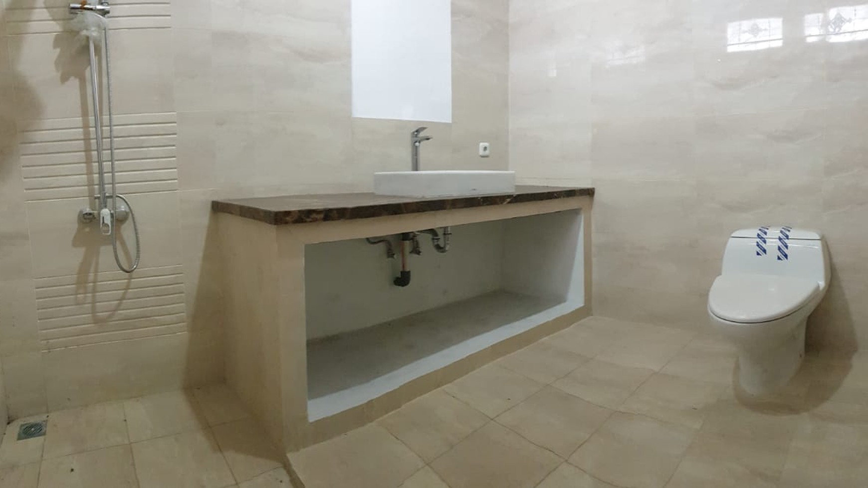 For Sale Rumah Klasik Permata Hijau