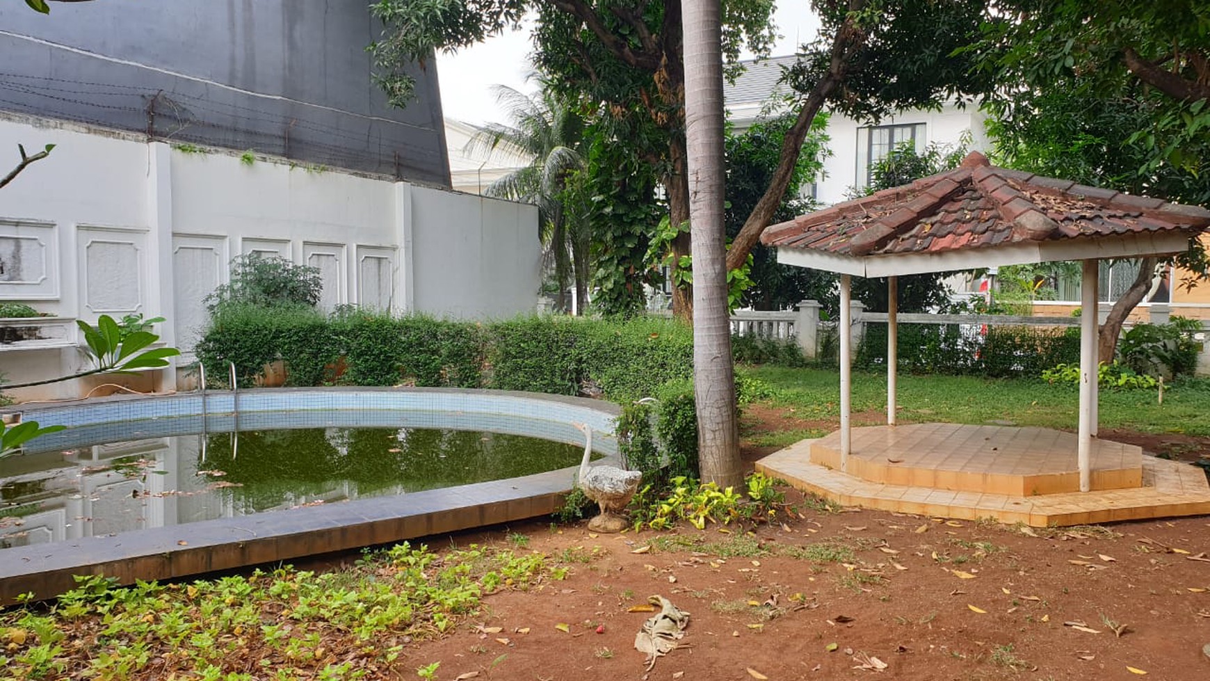 For Sale Rumah Klasik Permata Hijau