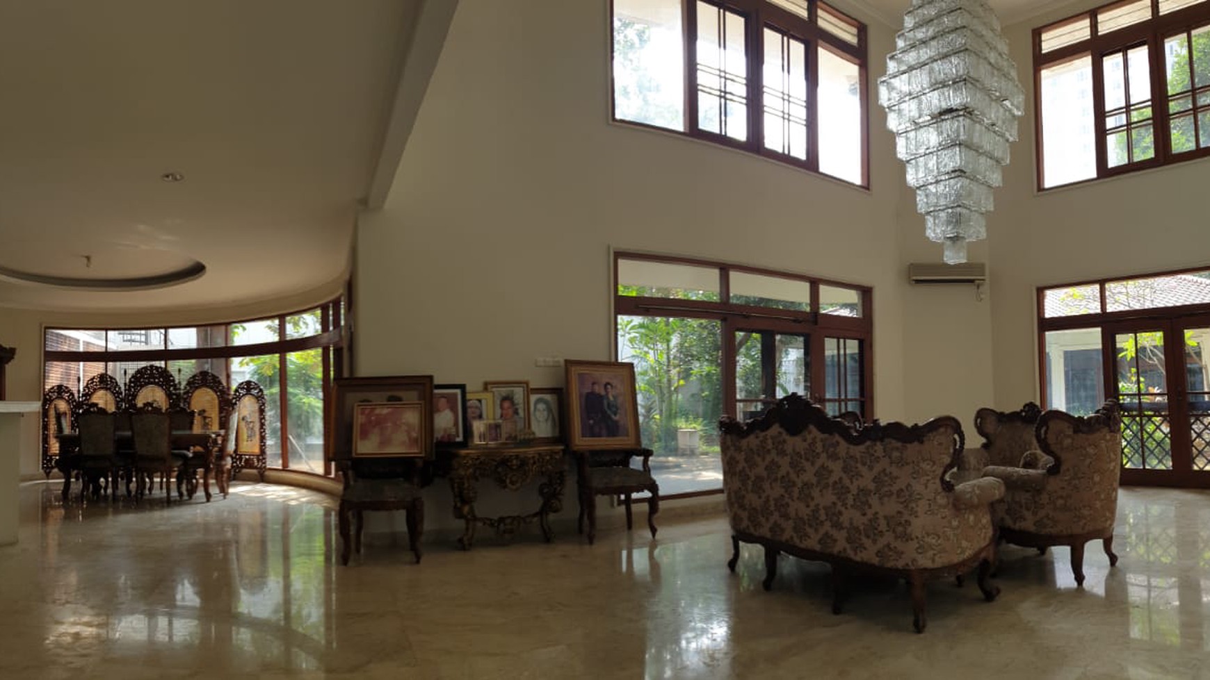 For Sale Rumah Klasik Permata Hijau