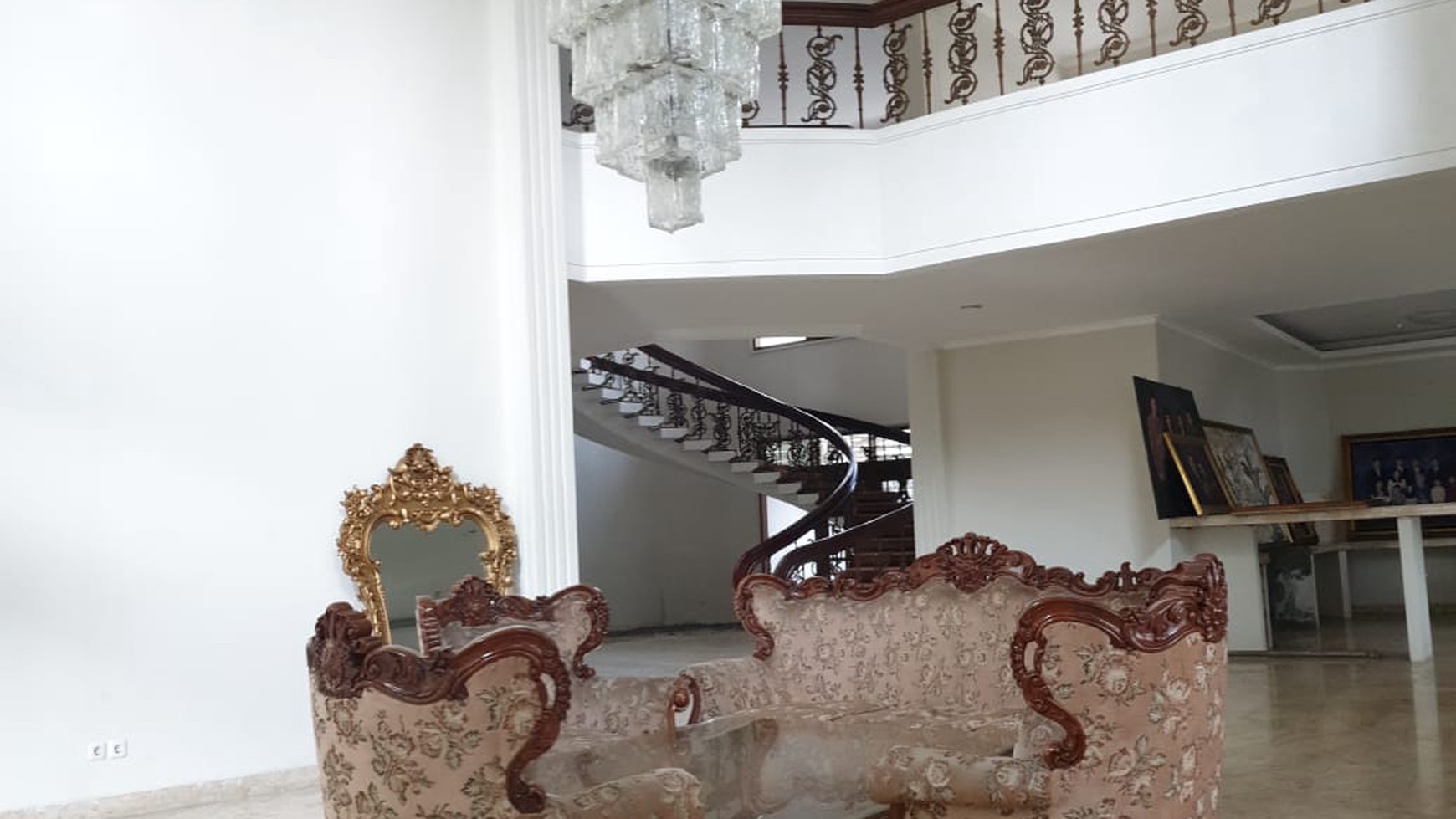 For Sale Rumah Klasik Permata Hijau