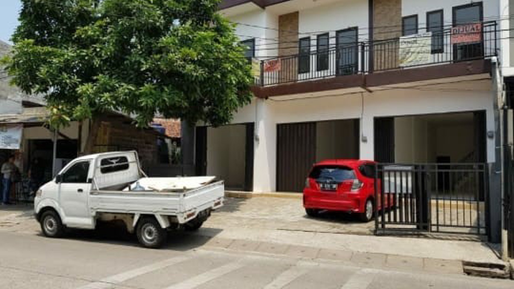 Ruko Gandeng 3 Unit, Siap Pakai, Dan Strategis @Ruko Tegal Rotan, Ciputat