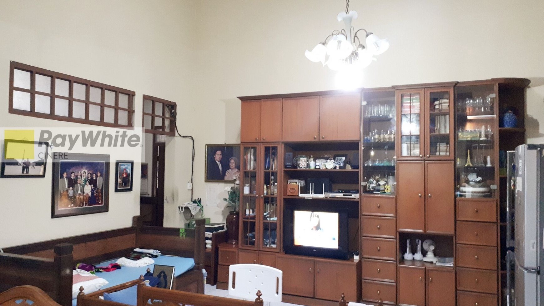 Rumah asri sangat terawat,strategis di Kebayoran Baru, Jakarta Selatan