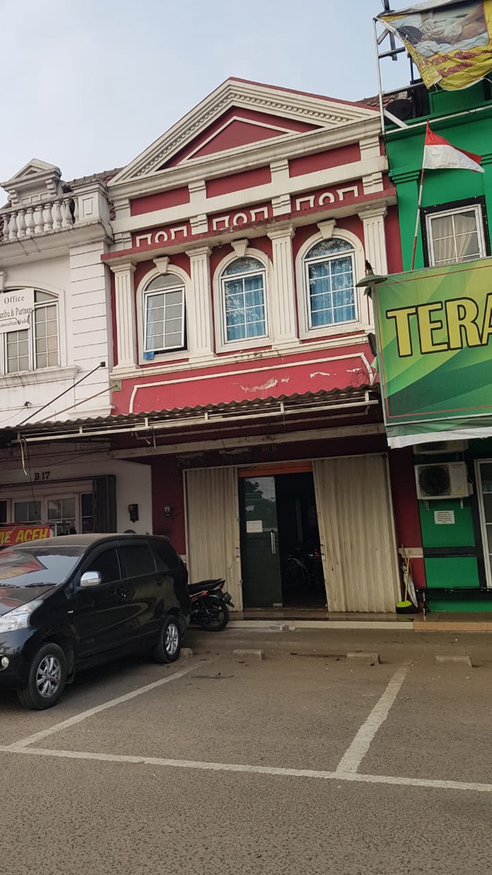 Ruko golden Vienna Hadap Jalan Serpong Raya