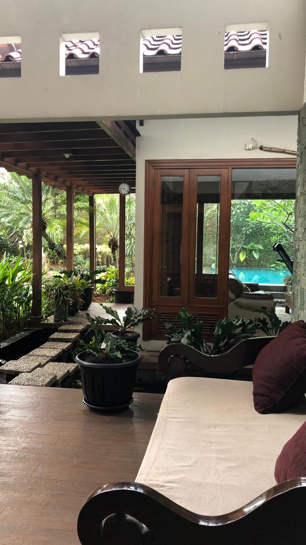 Rumah MEWAH, Halaman Luas dan Hunian Asri @Jl Pertanian, Lebak Bulus