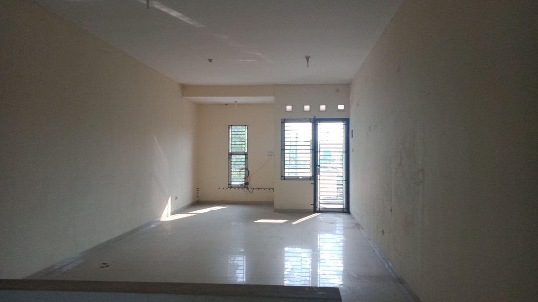 RUKO 2LANTAI SIAP HUNI, DI REJOWINANGUN, KOTAGEDE, YOGYAKARTA