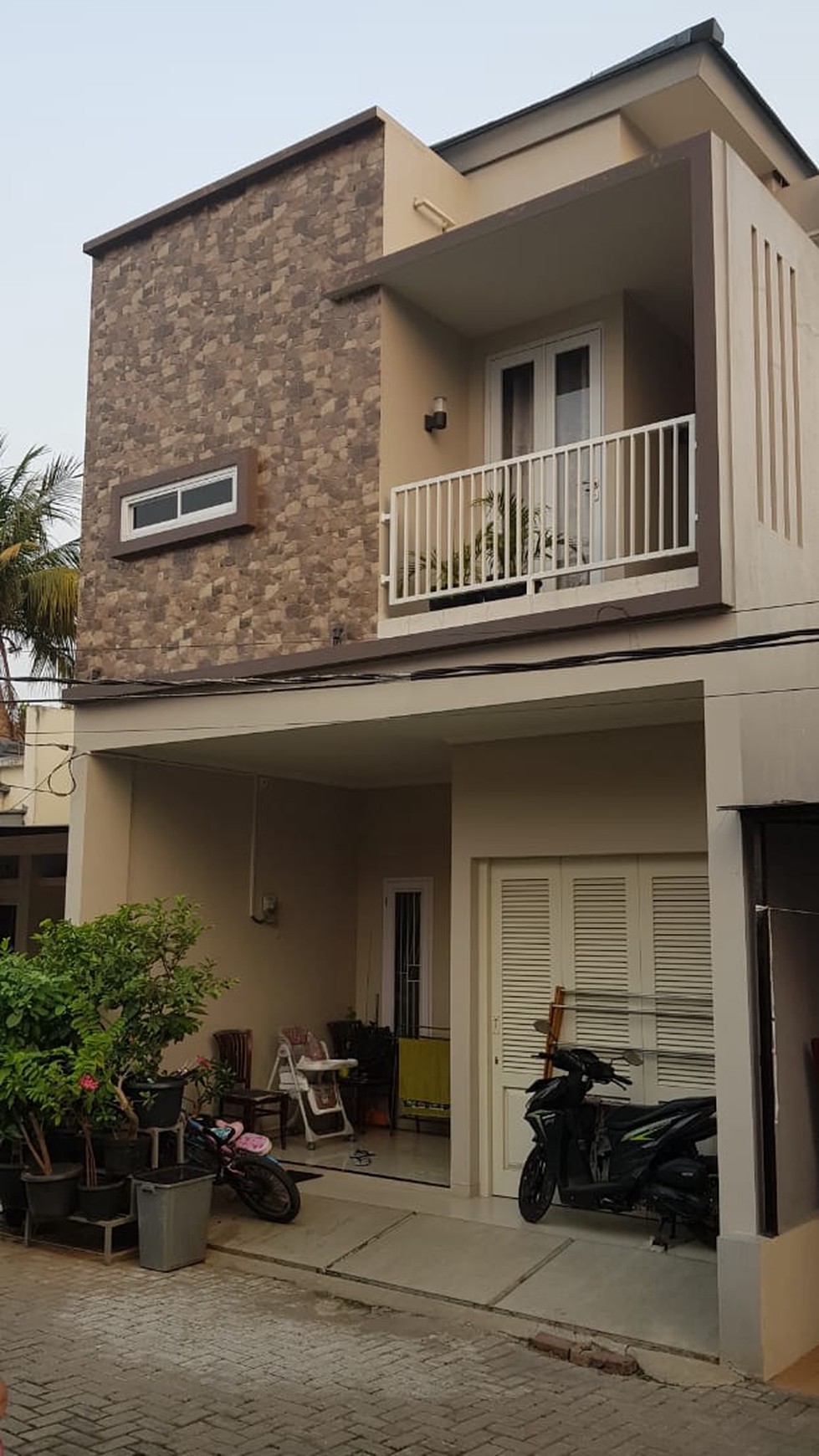 Rumah Cantik,siap huni di Cipadu Pondok Aren