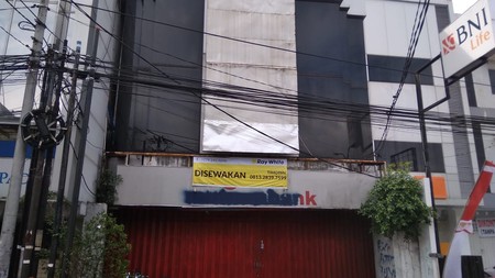 RUKO 3LANTAI, DISEWAKAN , DI JL LAKSDA ADISUCIPTO, YOGYAKARTA