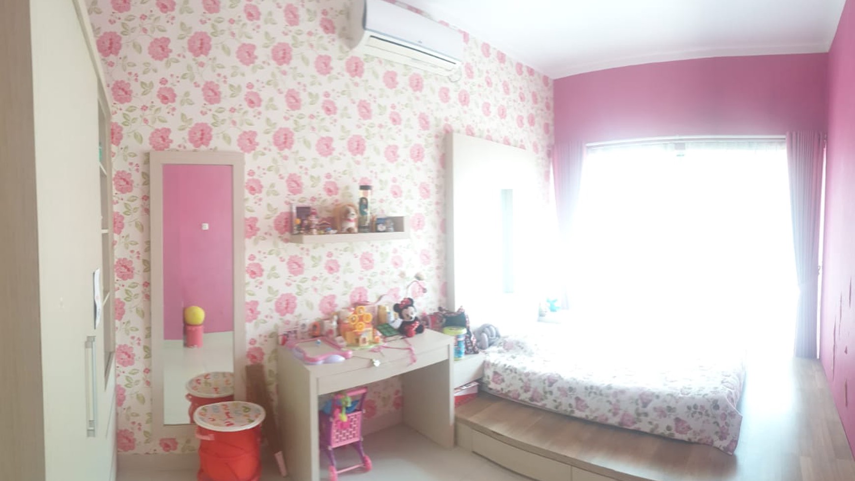 Rumah Siap Huni, Nyaman, Murah, strategis di Kebayoran Residence Bintaro Sektor 7