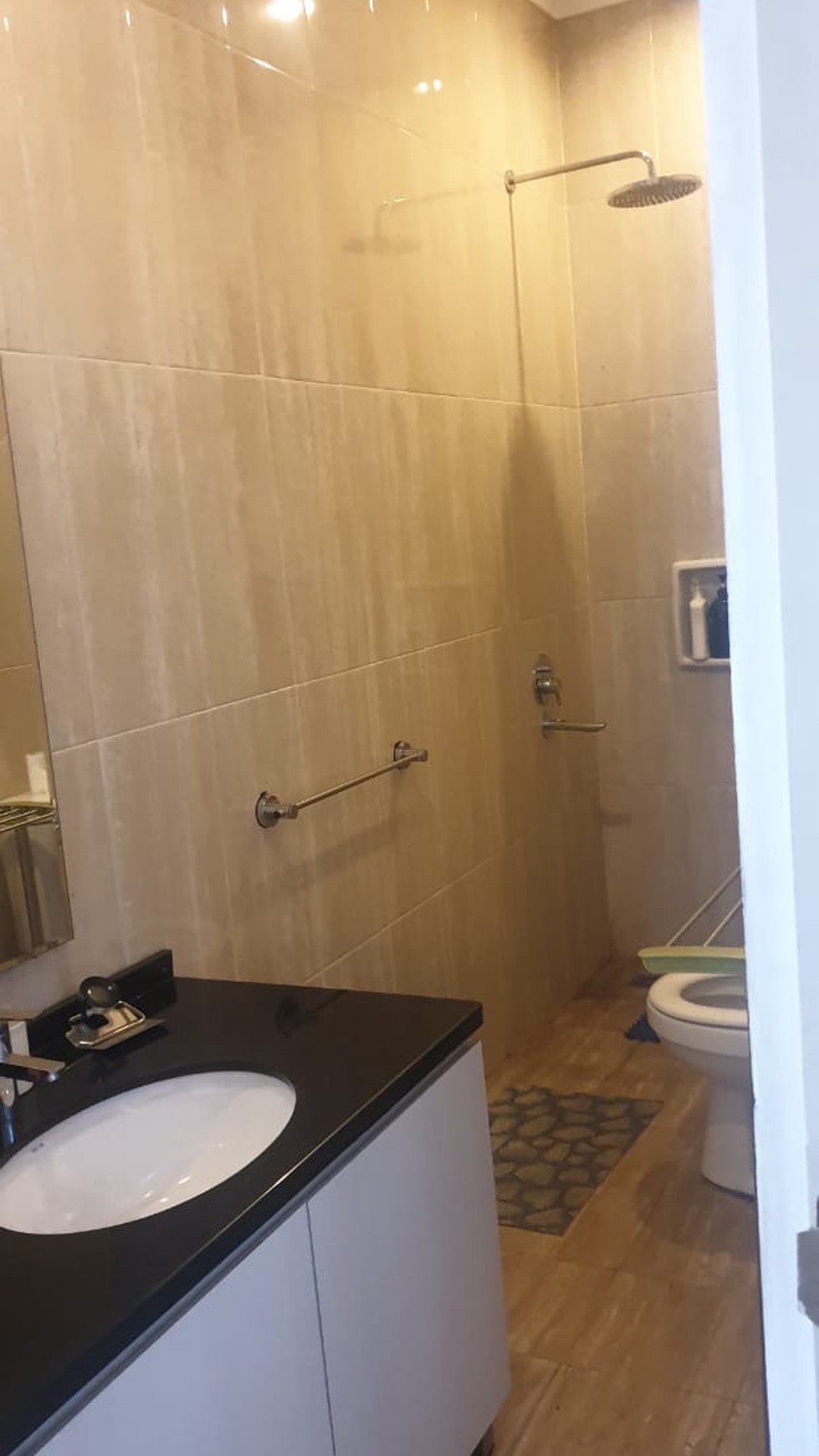 Rumah Siap Huni, Nyaman, Murah, strategis di Kebayoran Residence Bintaro Sektor 7