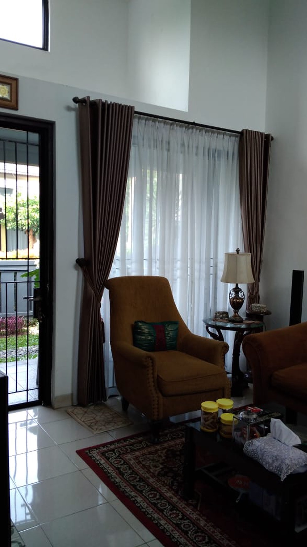 Rumah Murah Bagus Siap Huni di Graha Raya Bintaro Luas Tanah 112 m