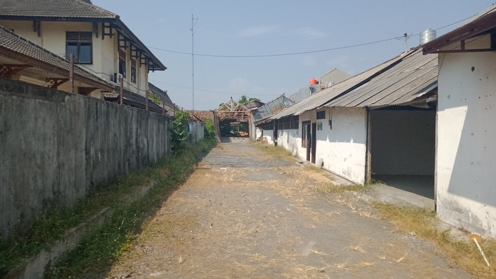 TANAH+BANGUNAN DISEWAKAN DI JL IMOGIRI BARAT
