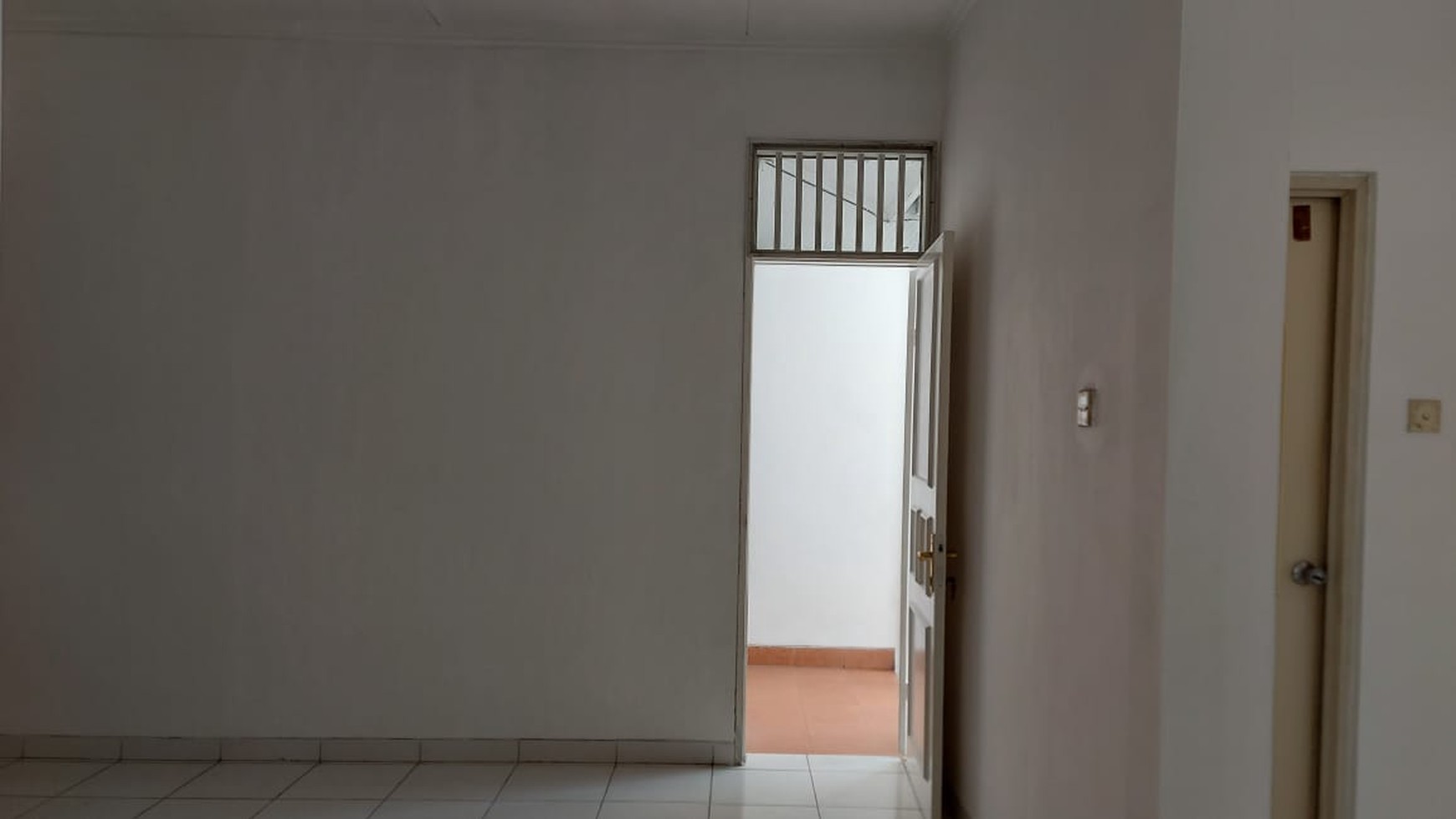 Disewakan rumah di Gn. tretes - Taman Bromo - Lippo Karawaci