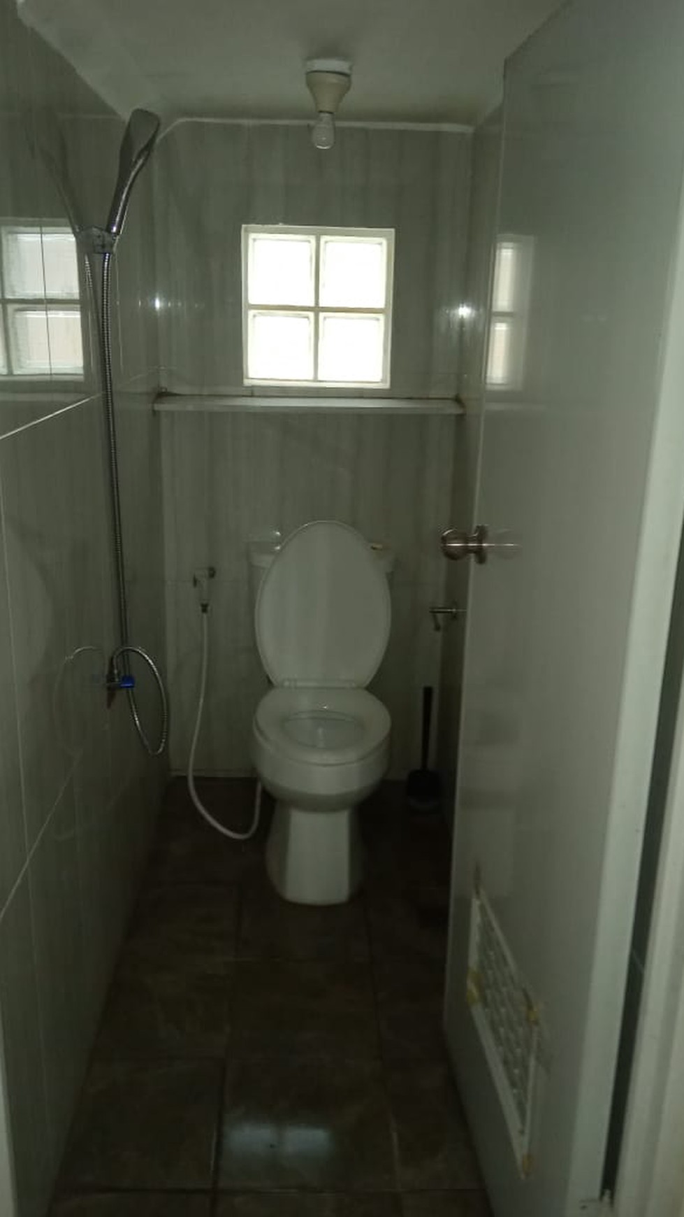 Disewakan Rumah di Danau biru - Lippo Karawaci Tangerang