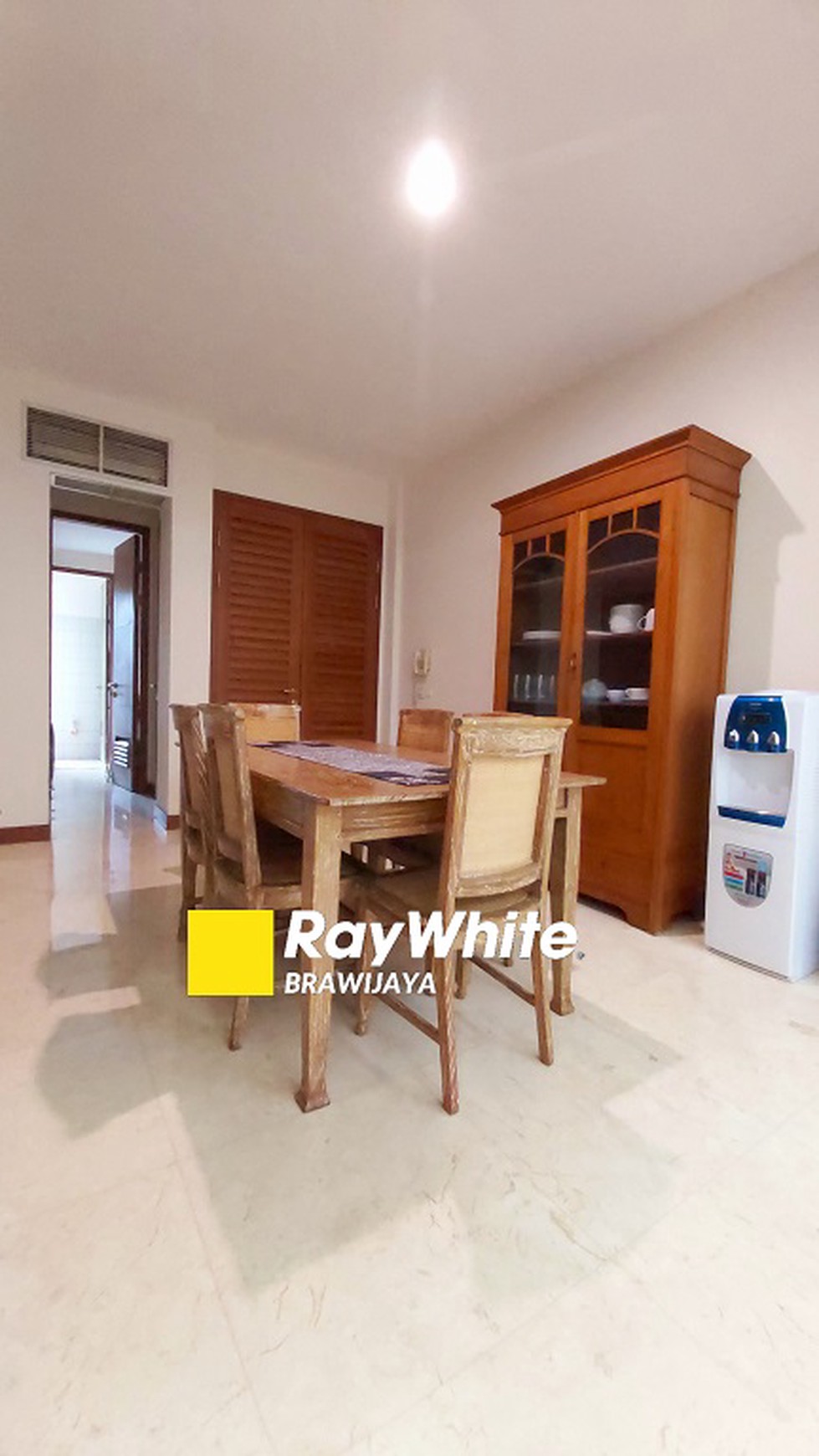 Apartemen di Daksa Residence, Kebayoran Baru, 2+1 BR, Full Furnished, Luas 149 m2